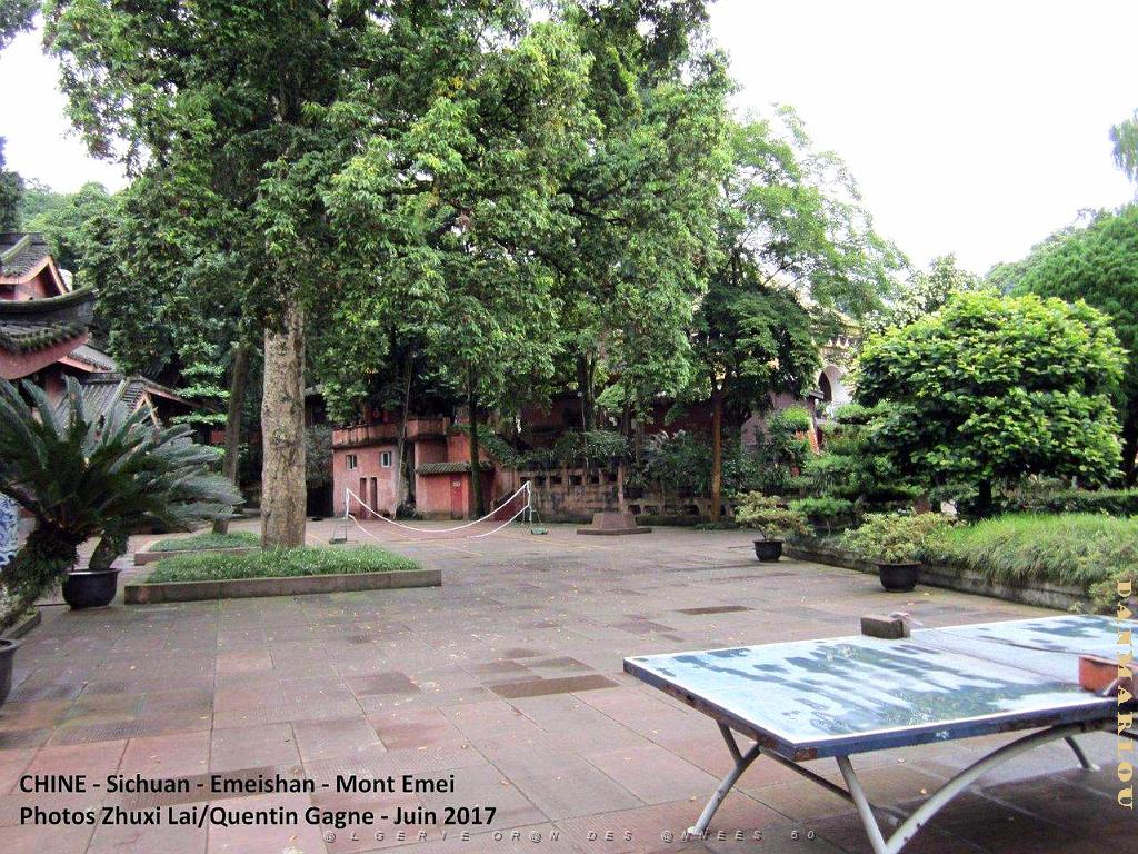 Emeishan 065.JPG